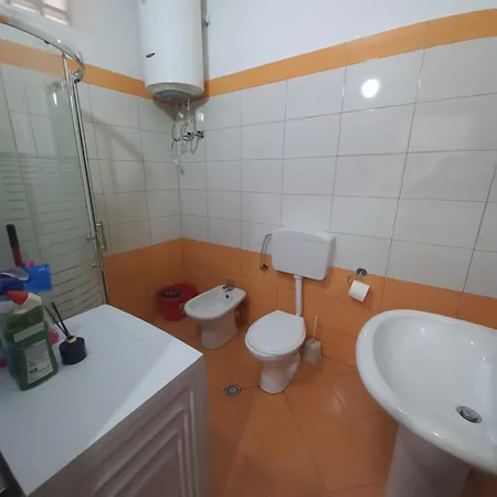 Bright Corner Flat In Lungomare,